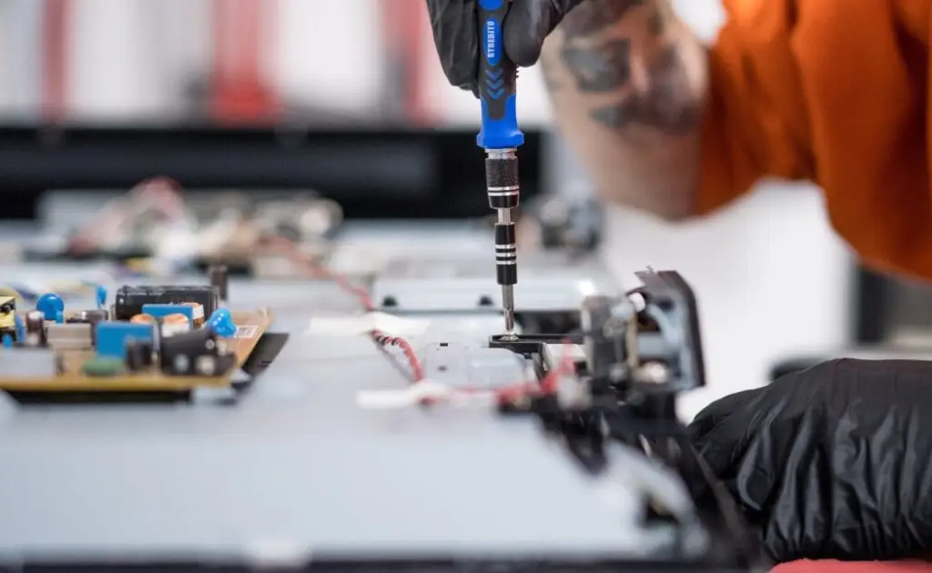 Simplify Insurance Adjusters' Job With CRS Packout Content Recovery