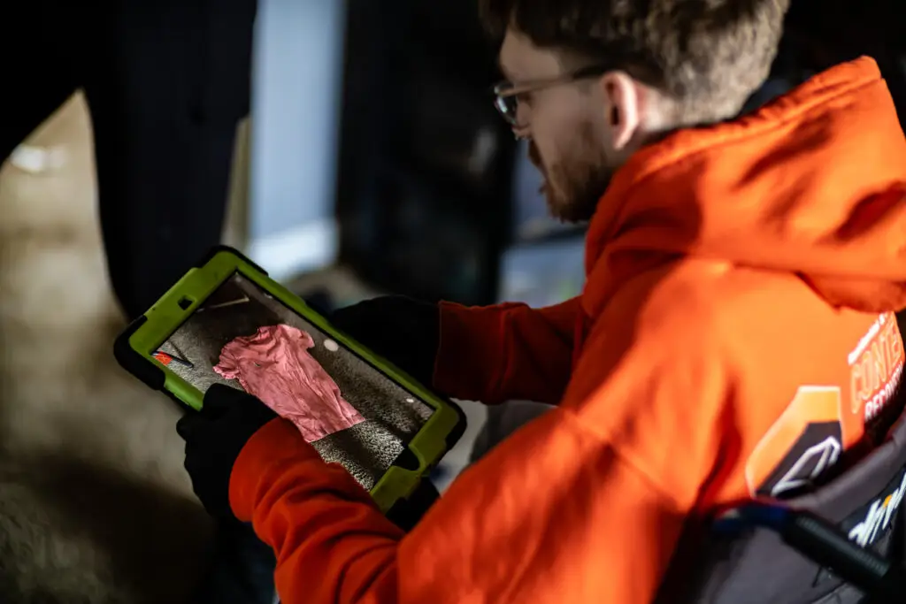 Article of clothing being digitally inventoried